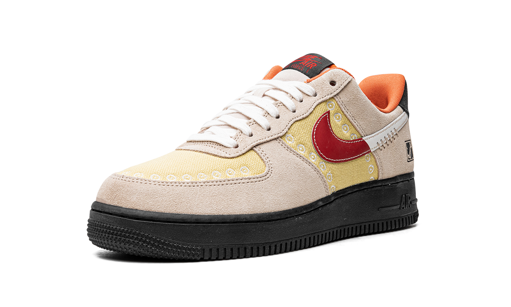 Air Force 1 Low "Somos Familia" DZ5355 126