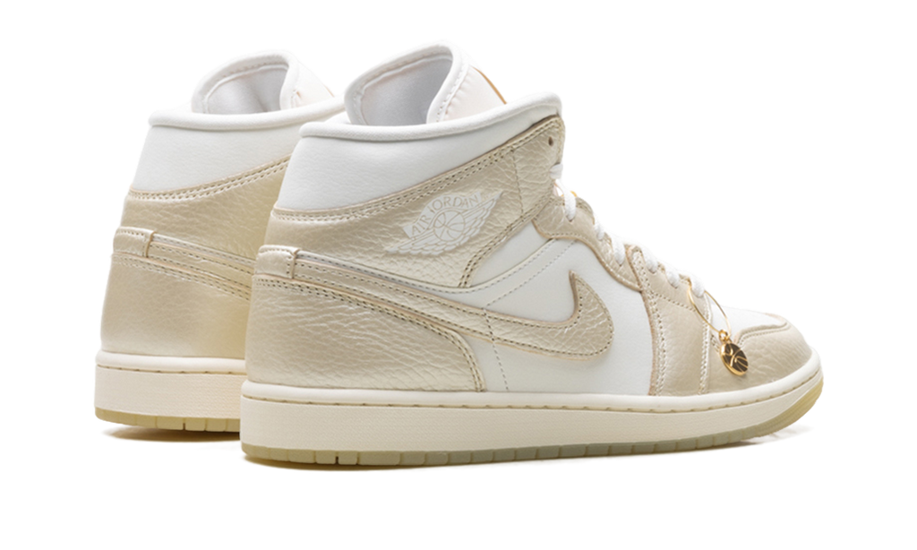 Air Jordan 1 Mid SE Wmns "Metallic Team Gold" HV5159 100