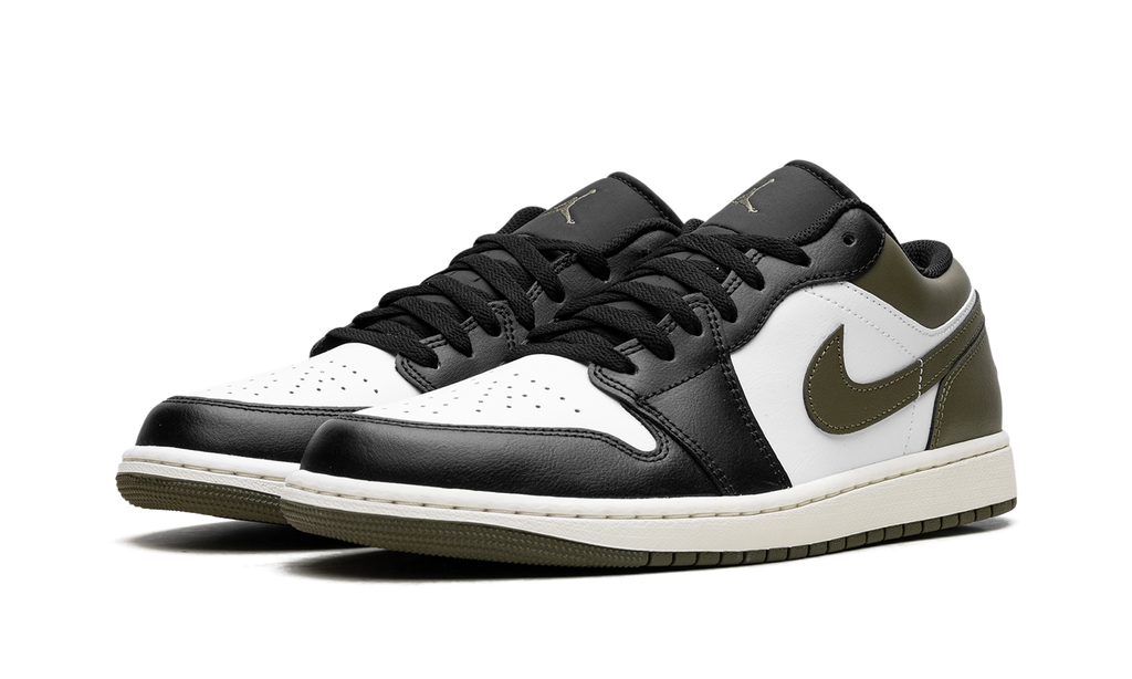 Air Jordan 1 Low "Black Toe Medium Olive" 553558 092