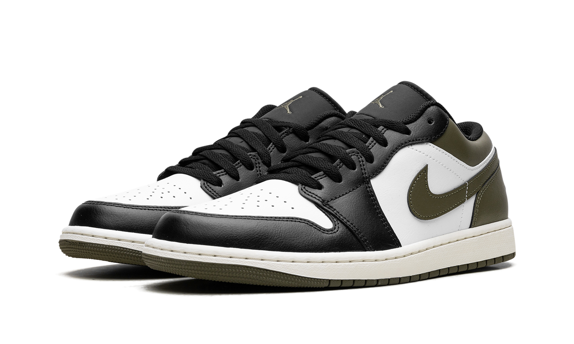Air Jordan 1 Low "Black Toe Medium Olive" 553558 092
