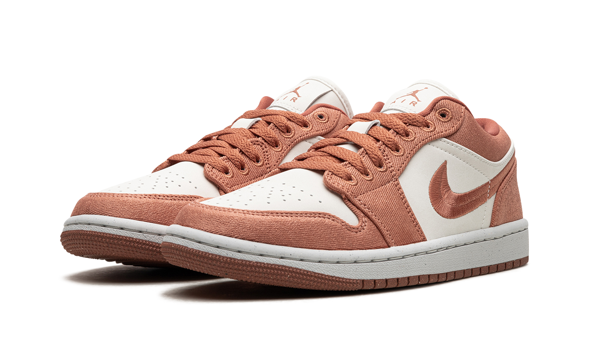 Air Jordan 1 Low WMNS "Sky J Orange" FN3722 801