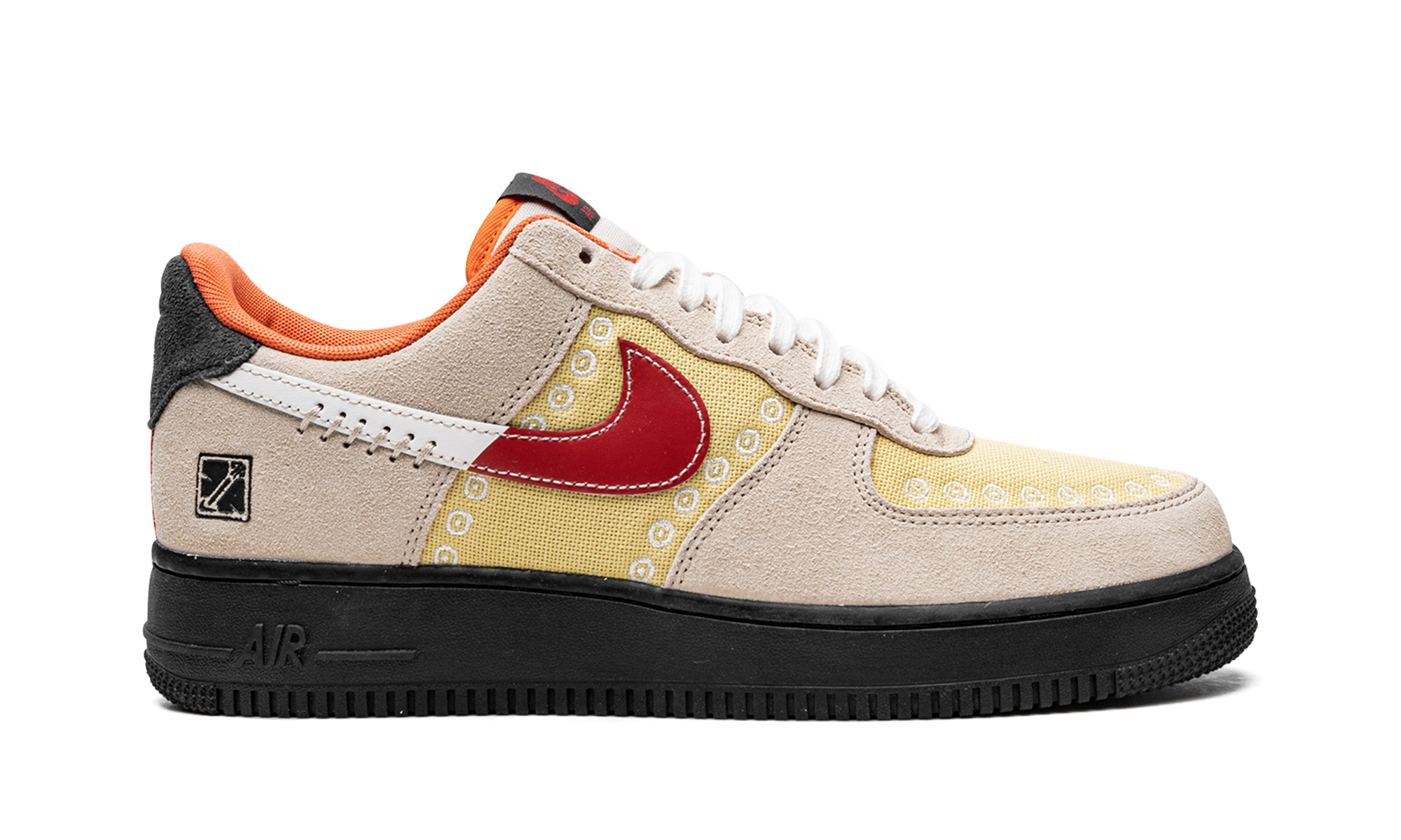 Air Force 1 Low "Somos Familia" DZ5355 126