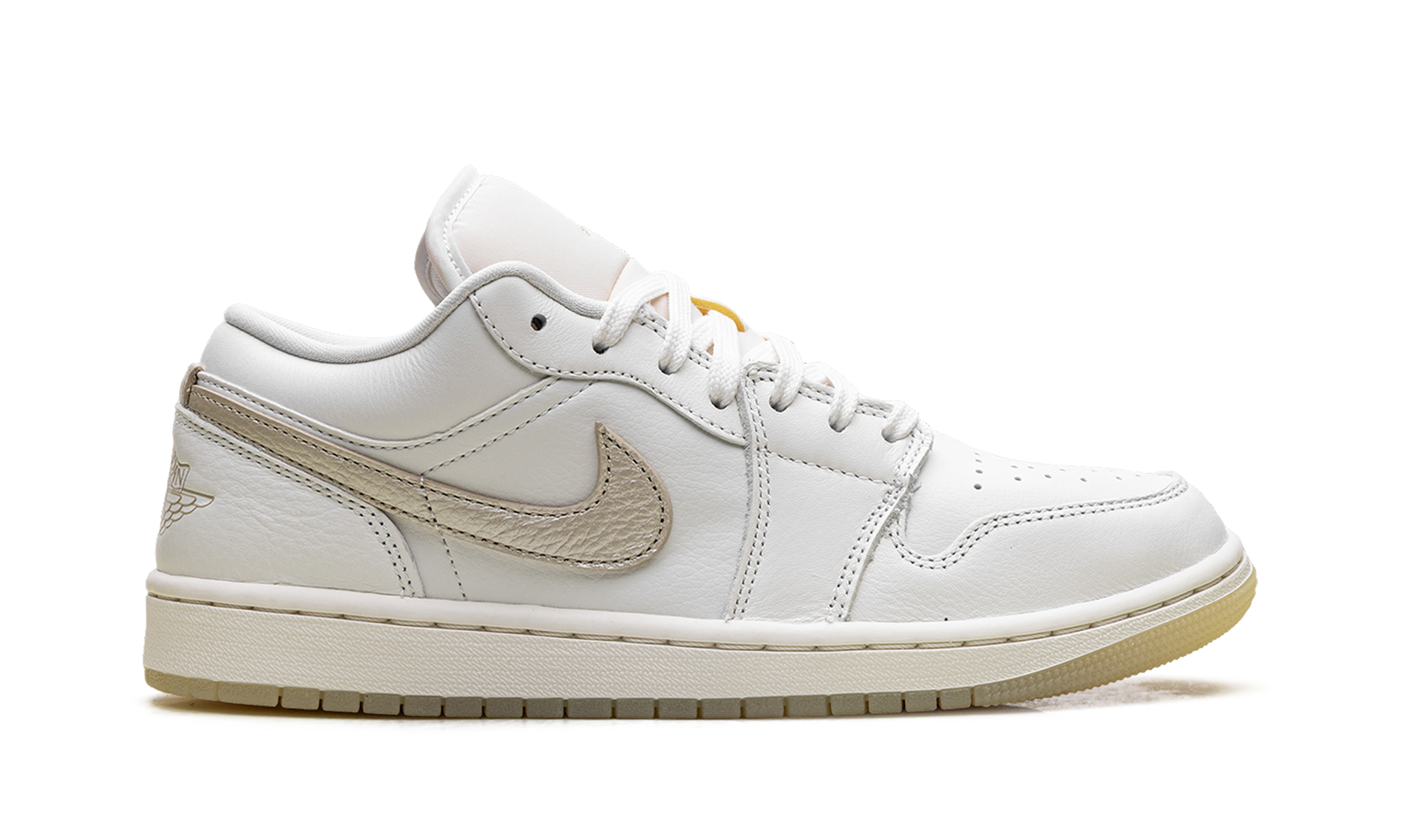 Jordan 1 Low SE WMNS "Metallic Team Gold" HV5157 100
