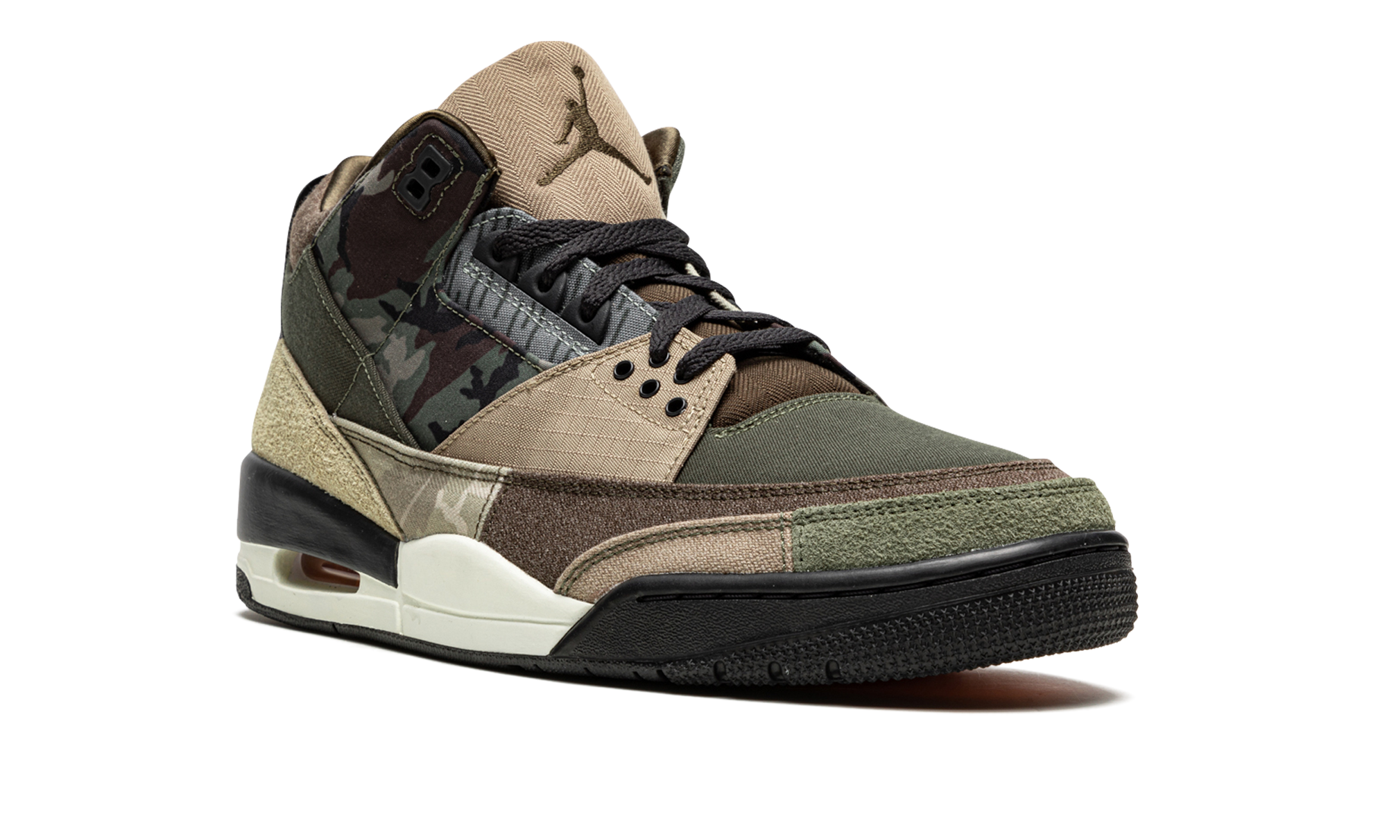 Air Jordan 3 "Patchwork Camo" DO1830 200