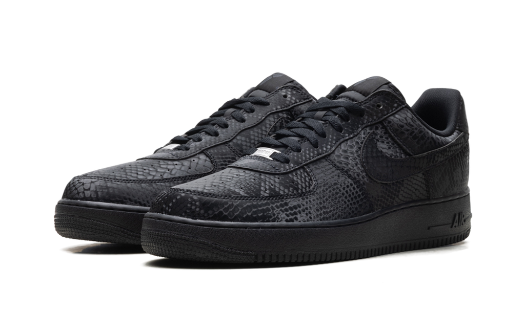 Kobe Bryant x Air Force 1 Low "Black" IB0018 003