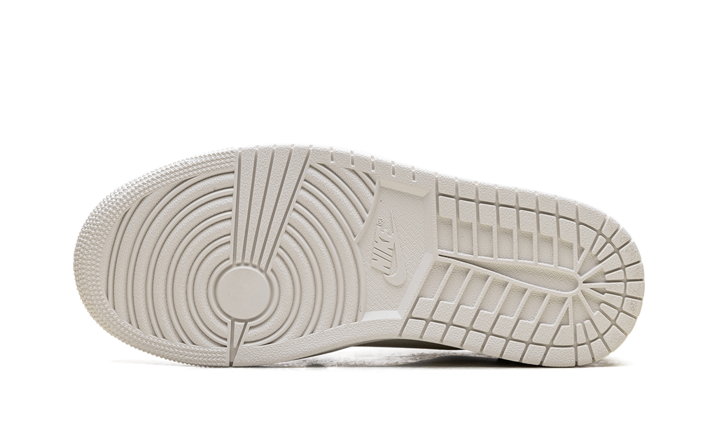 Jordan 1 Low WMNS "Method of Make Sail Metallic Gold" FN5032 100