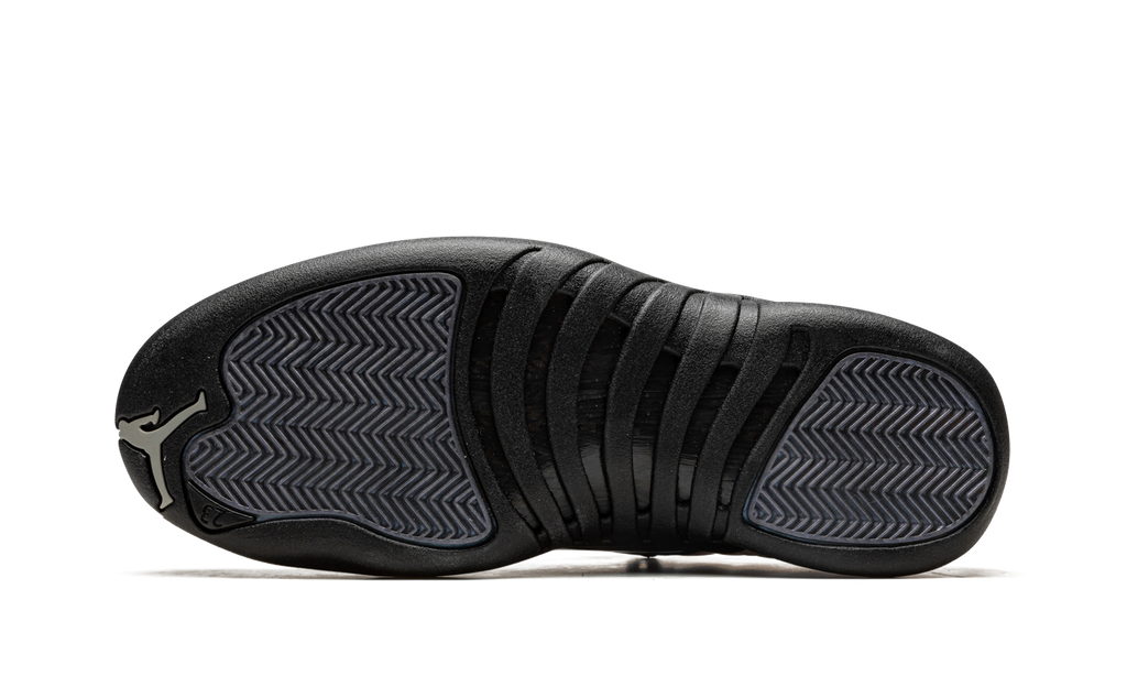 Air Jordan 12 Low "25 Years In China" DO8726 100