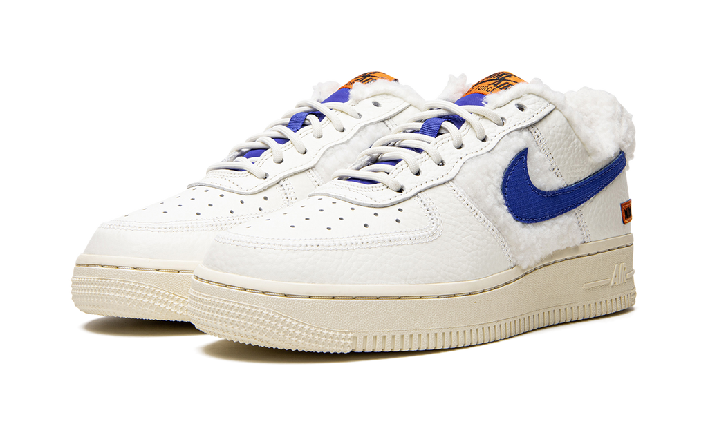 AIR FORCE 1 LO '07 MNS WMNS "Sherpa Fleece" DO6680 100