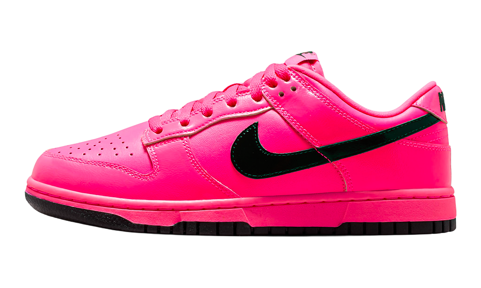 Dunk Low WMNS "Pink Blast" IV2040 600