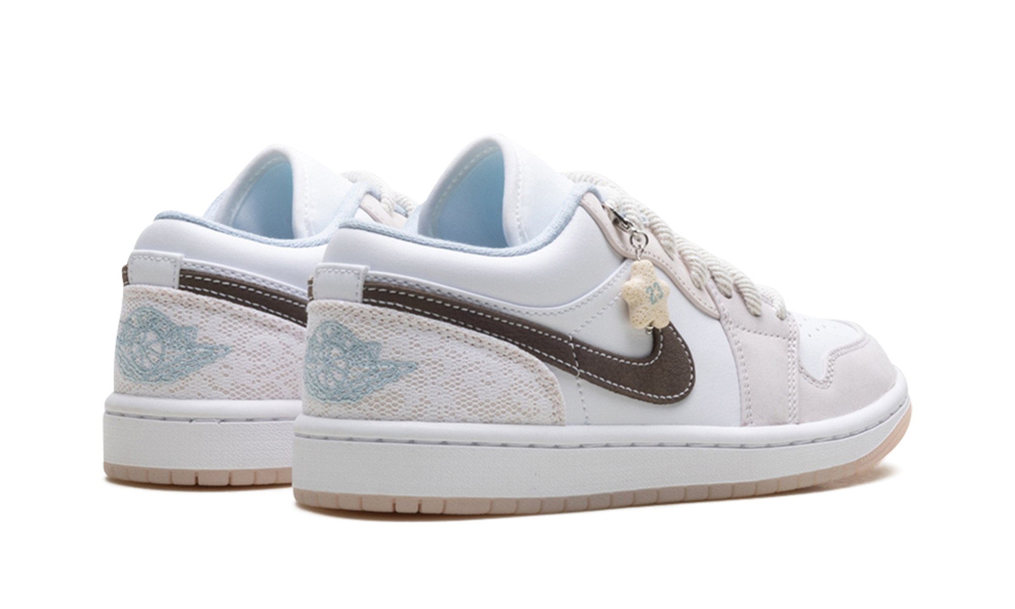 Jordan 1 Low WMNS "Coral" IB8859 101
