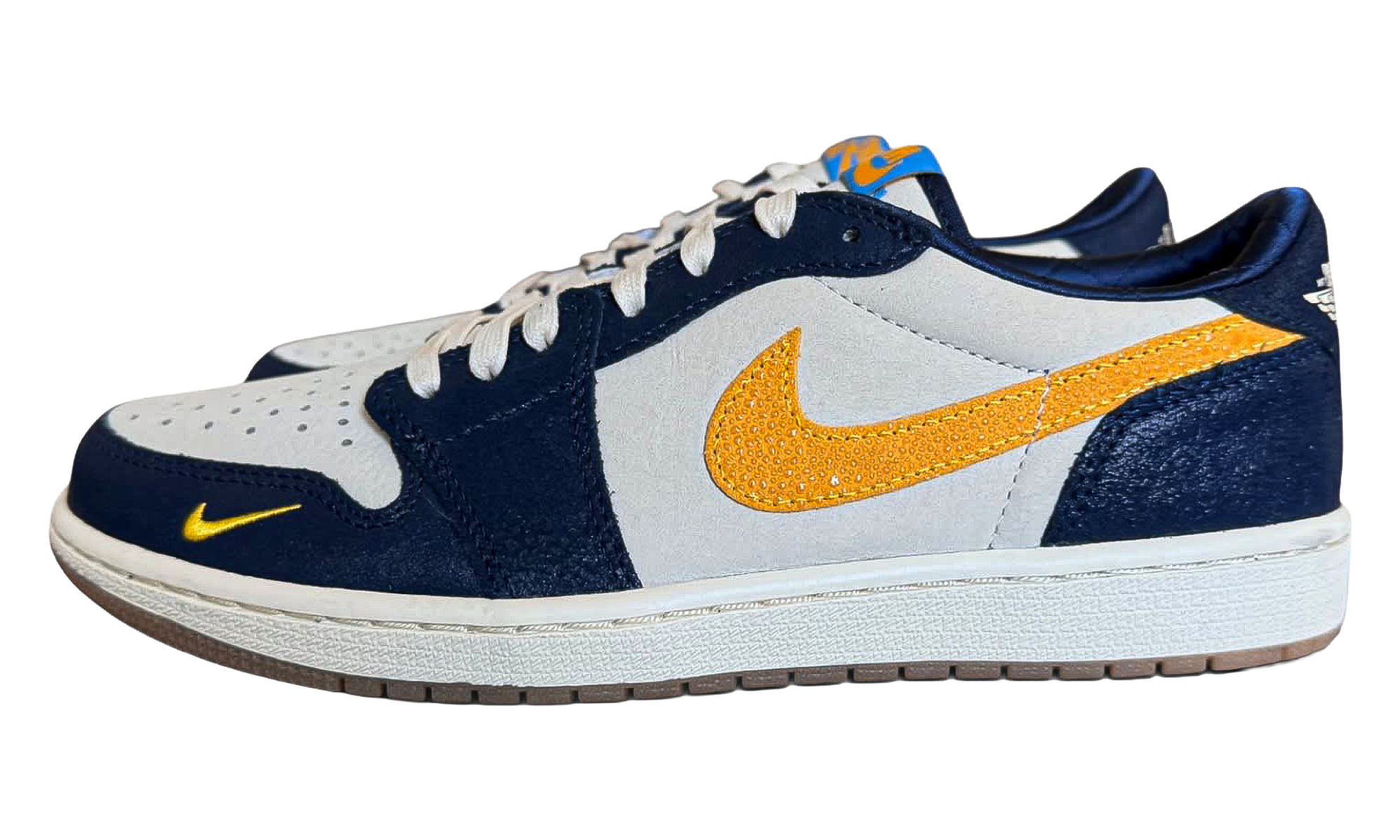 Jordan 1 Retro Low OG "Marquette PE (2023)" 1521543 XC