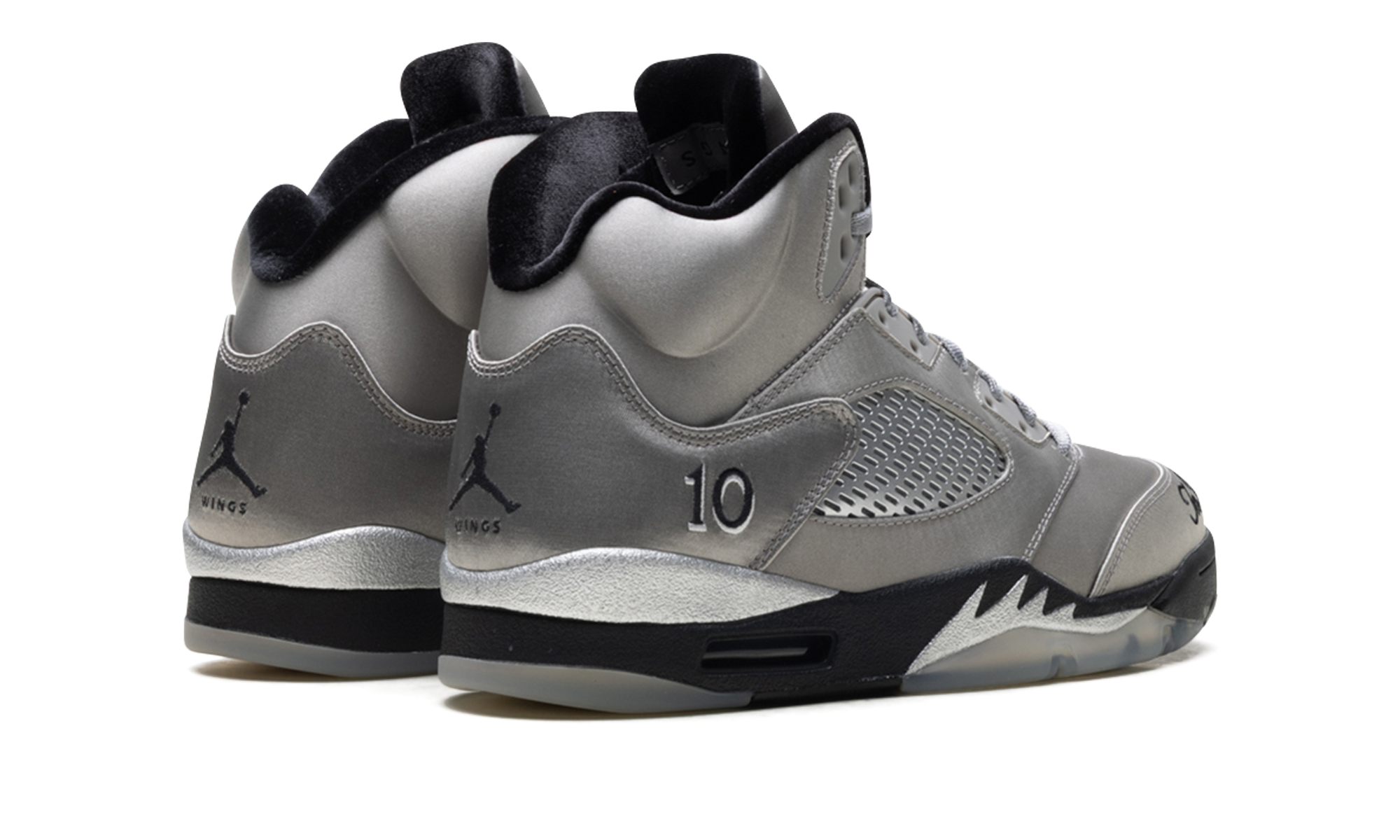 Air Jordan 5 Retro WMNS "Wings (2025)" IO2038 001