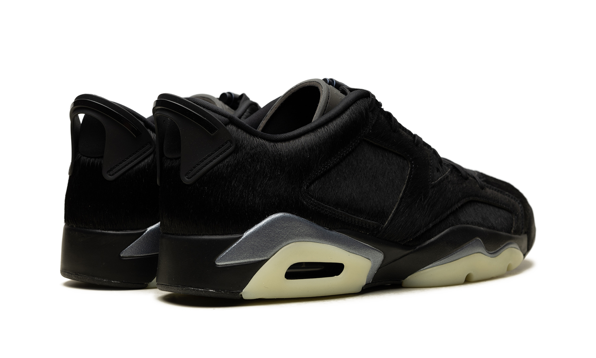Air Jordan 6 WMNS "Blackout" IO9786 001