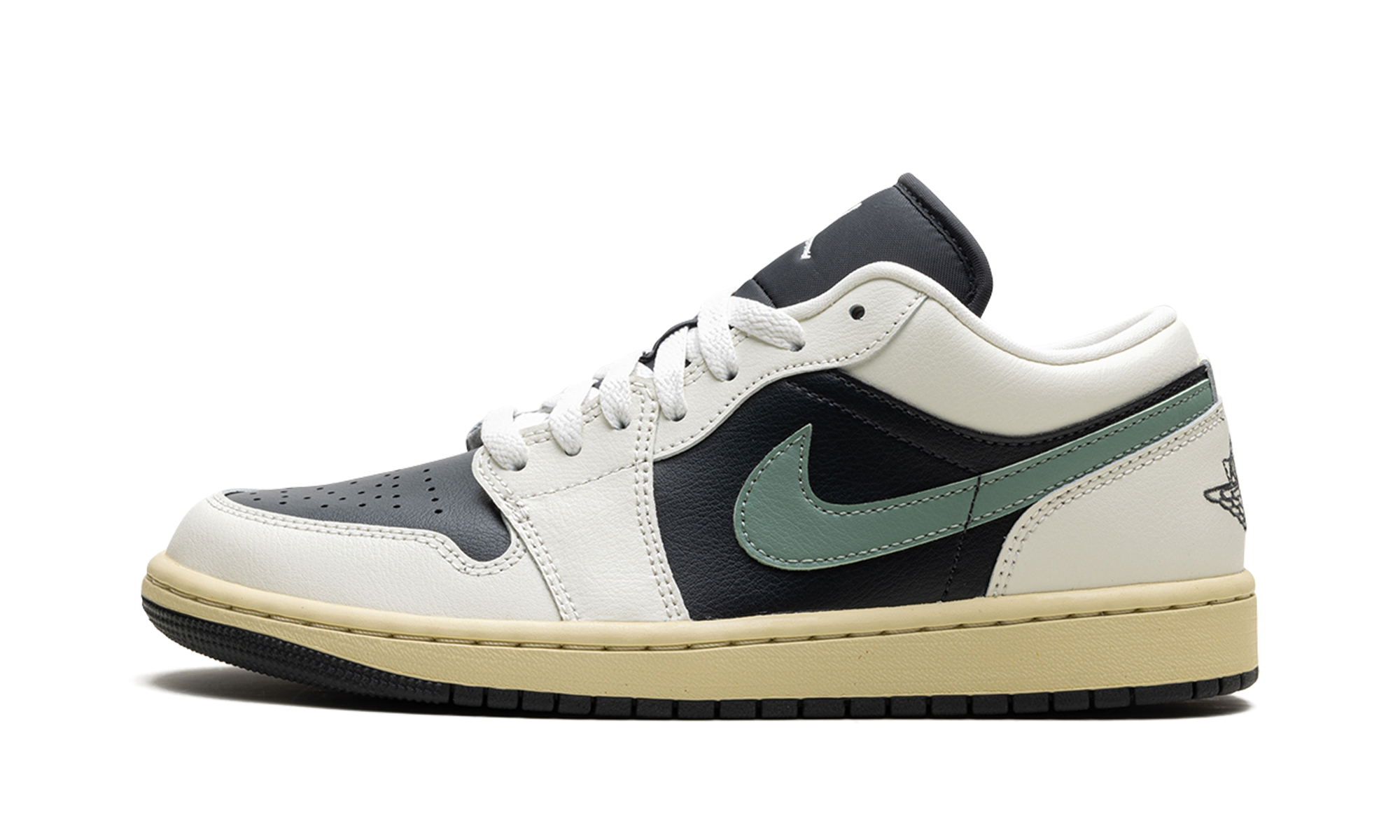 Air Jordan 1 Low WMNS "Jade Smoke" DC0774 001