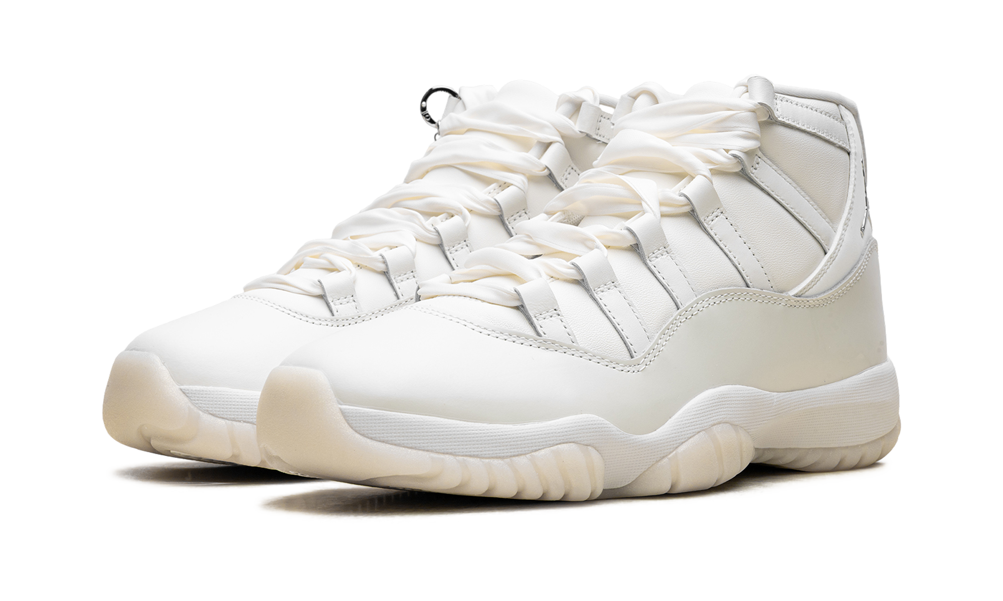 Air Jordan 11 WMNS "Pearl" AR0715 110