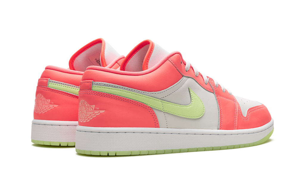 Jordan 1 Low SE "Lava Glow" FN6772 671