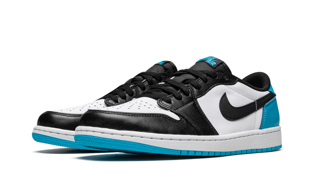 Air Jordan 1 Low OG "UNC" CZ0790 104
