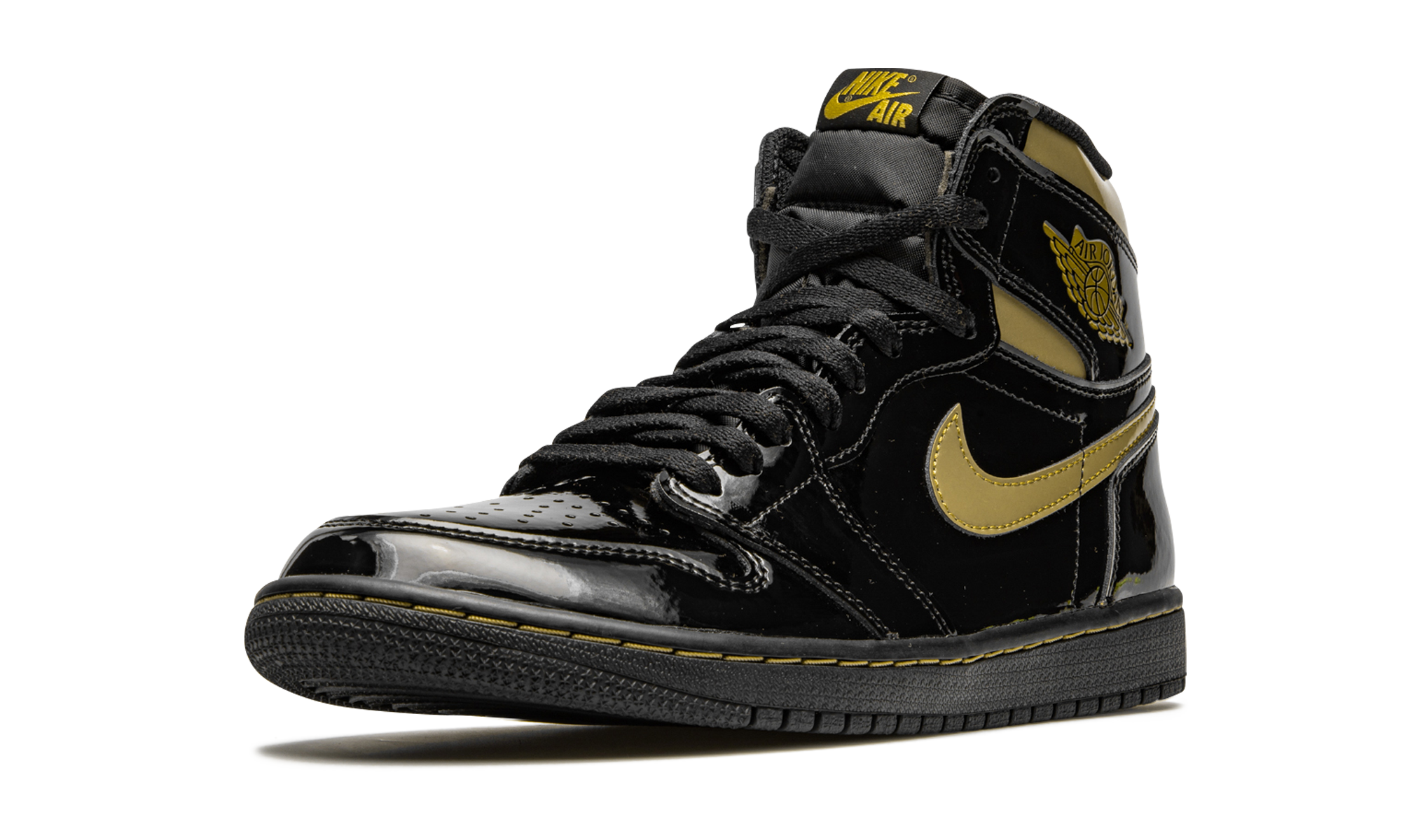 Air Jordan 1 Retro High OG "Black Metallic Gold" 555088 032