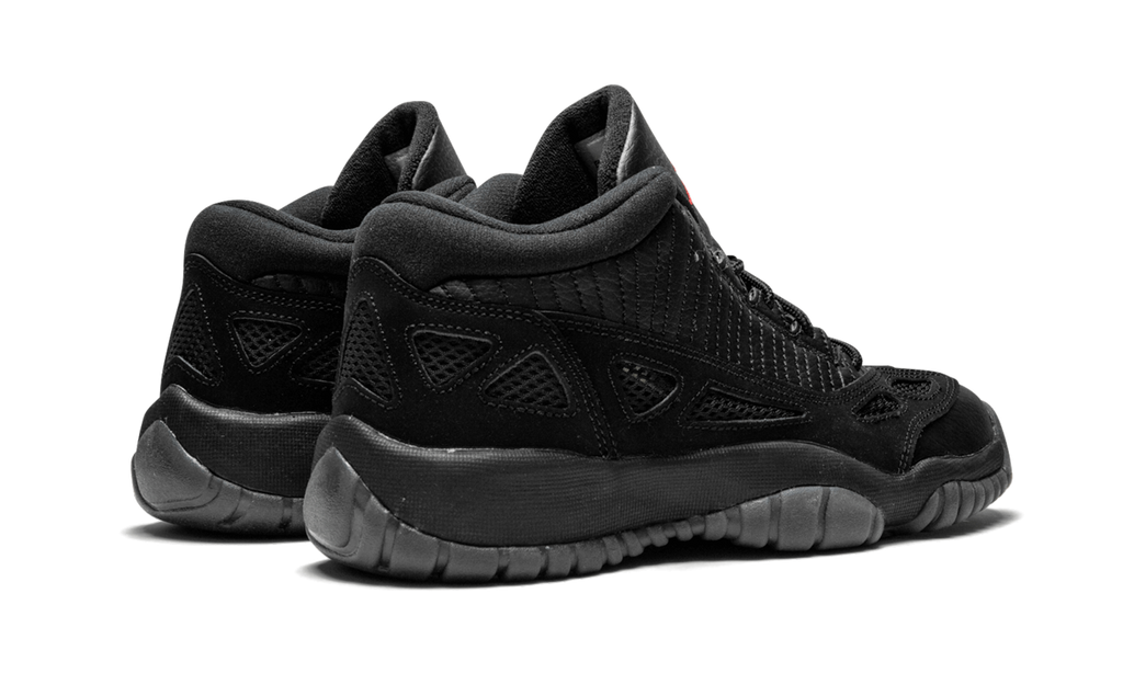 Air Jordan 11 Retro Low GS "Referee" 768873 003
