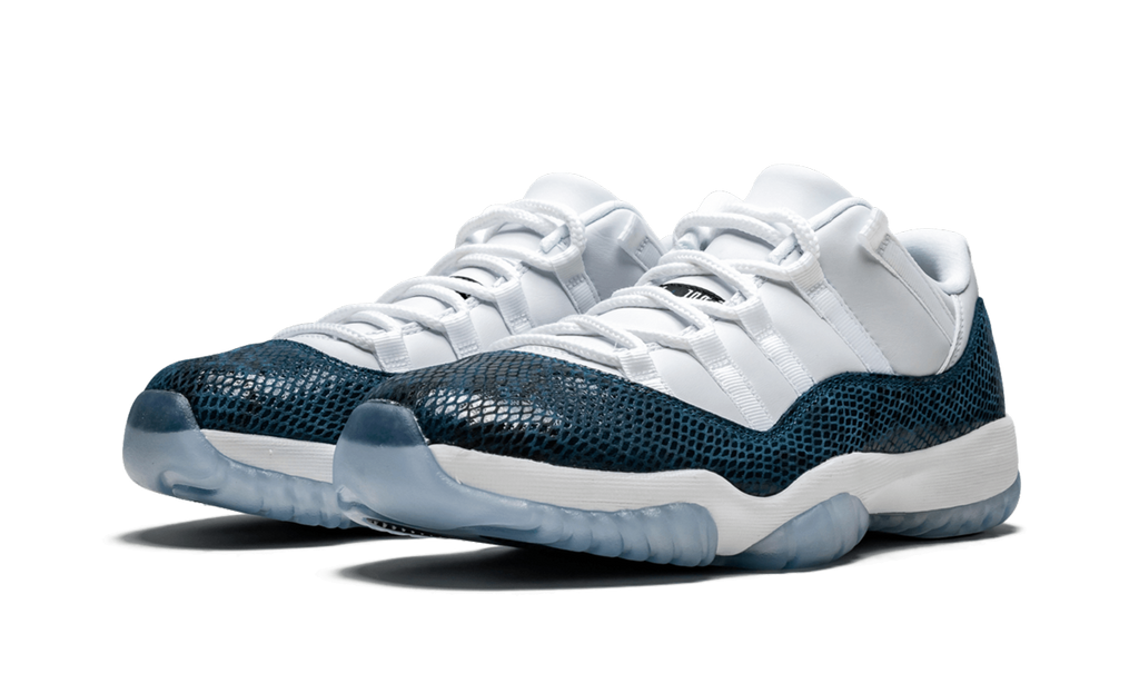 Air Jordan 11 Retro Low LE "Blue Snakeskin" CD6846 102