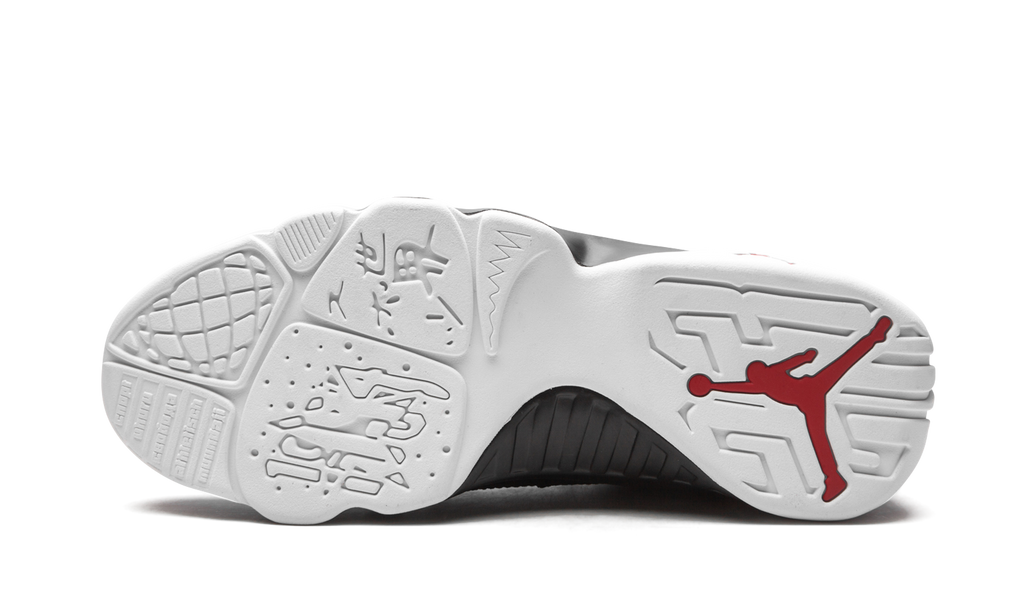 Air Jordan 9 Retro Low "Bred" 832822 001