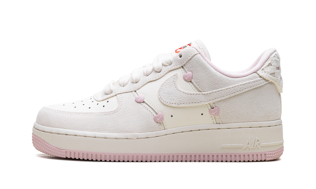 Air Force 1 Low WMNS "Valentine's Day" HV5992 111