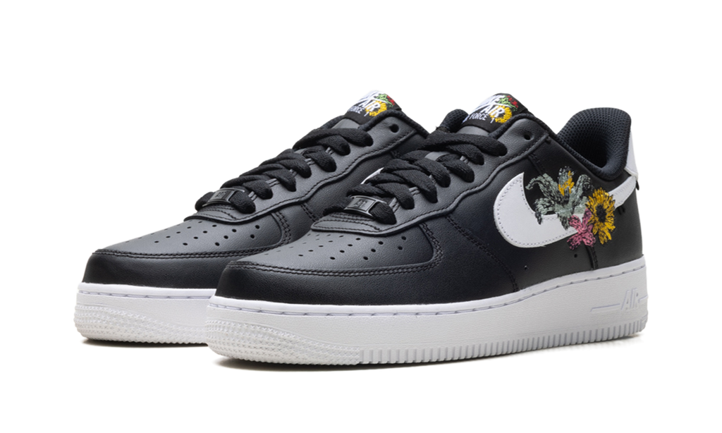 W Air Force 1 '07 Premium "Now Accepting All Flowers'" IB6644 001