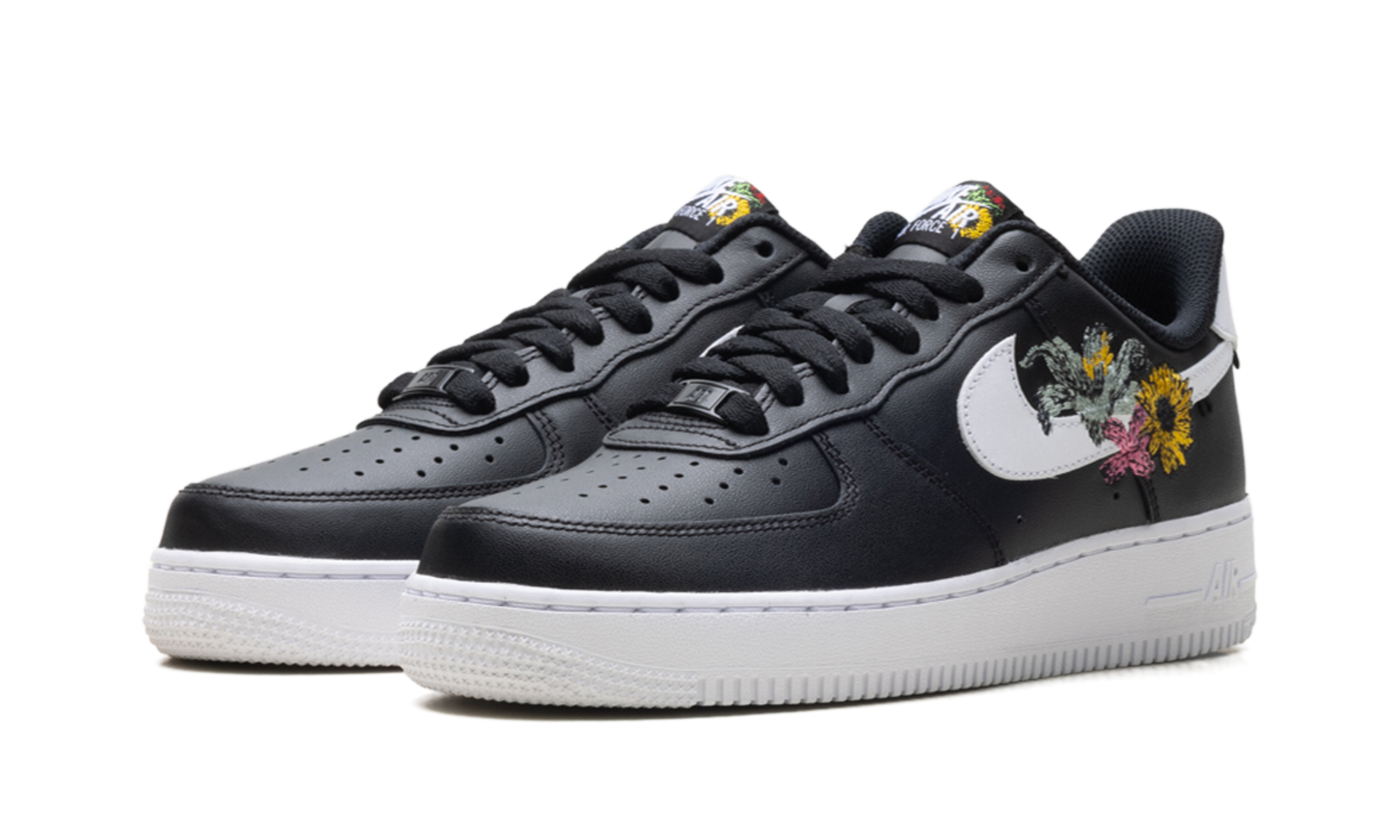 W Air Force 1 '07 Premium "Now Accepting All Flowers'" IB6644 001