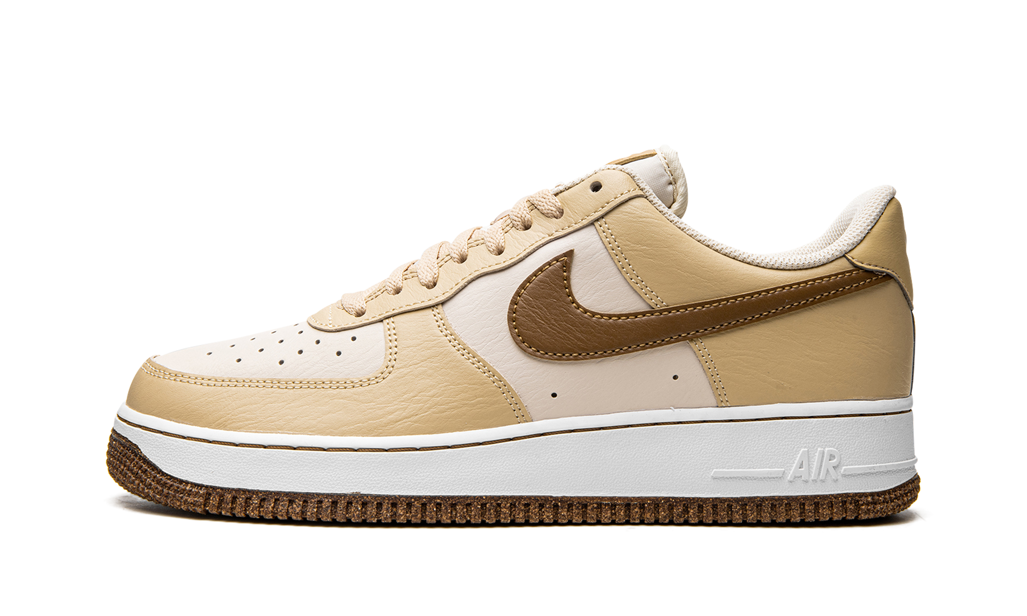 Air Force 1 Low '07 LV8 "Inspected by Swoosh" DQ7660 200