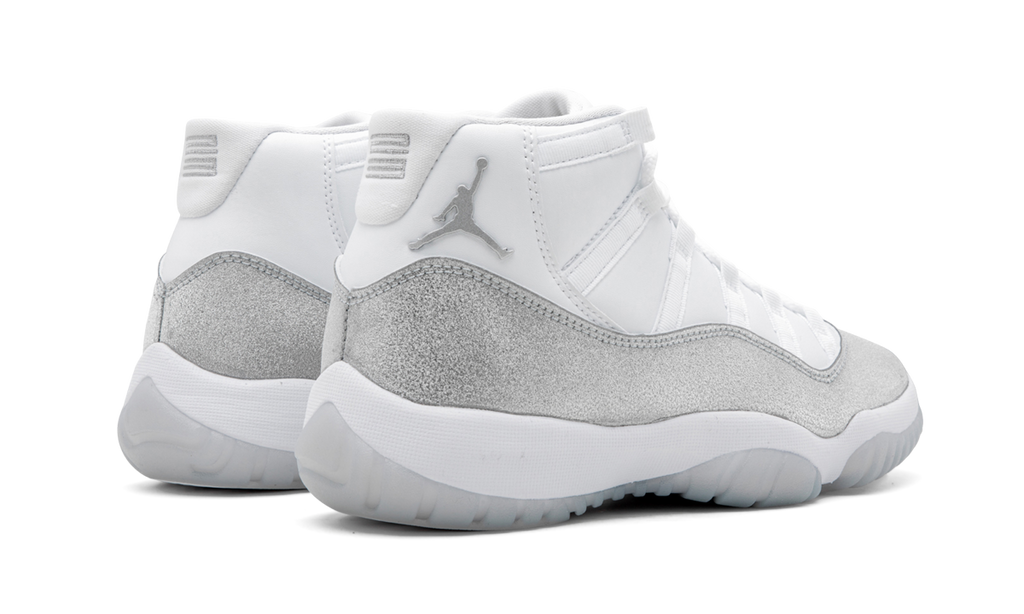 AIR JORDAN 11 RETRO WMNS "METALLIC SILVER" AR0715 100