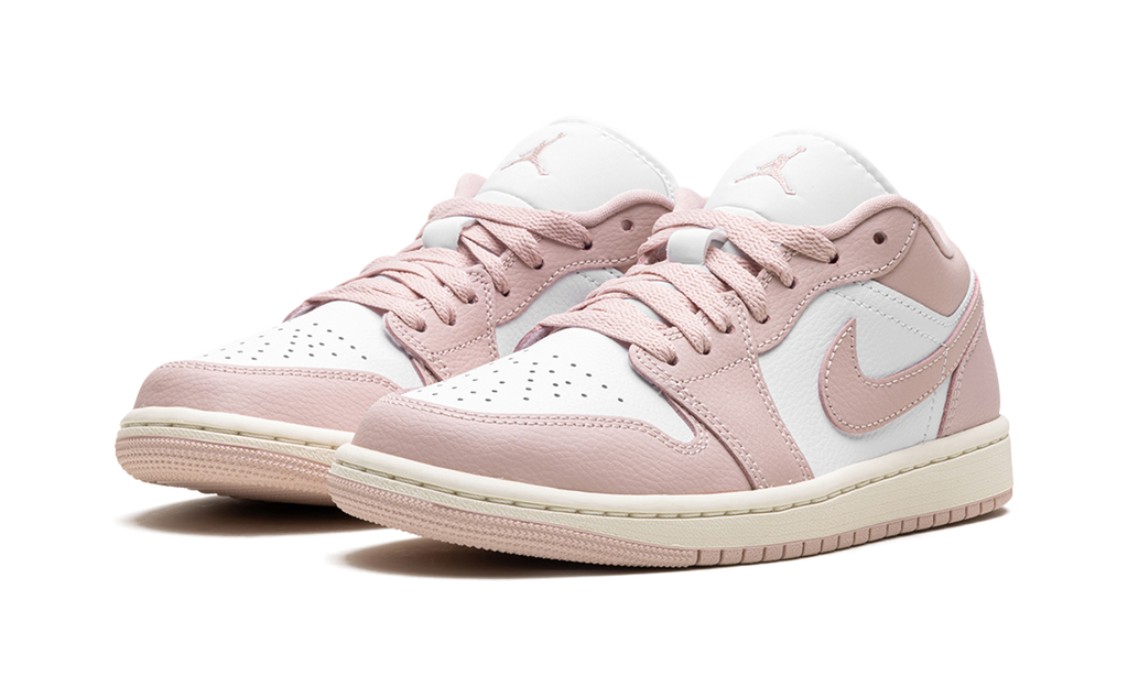 Jordan 1 Low WMNS "Pink Oxford" DC0774 162