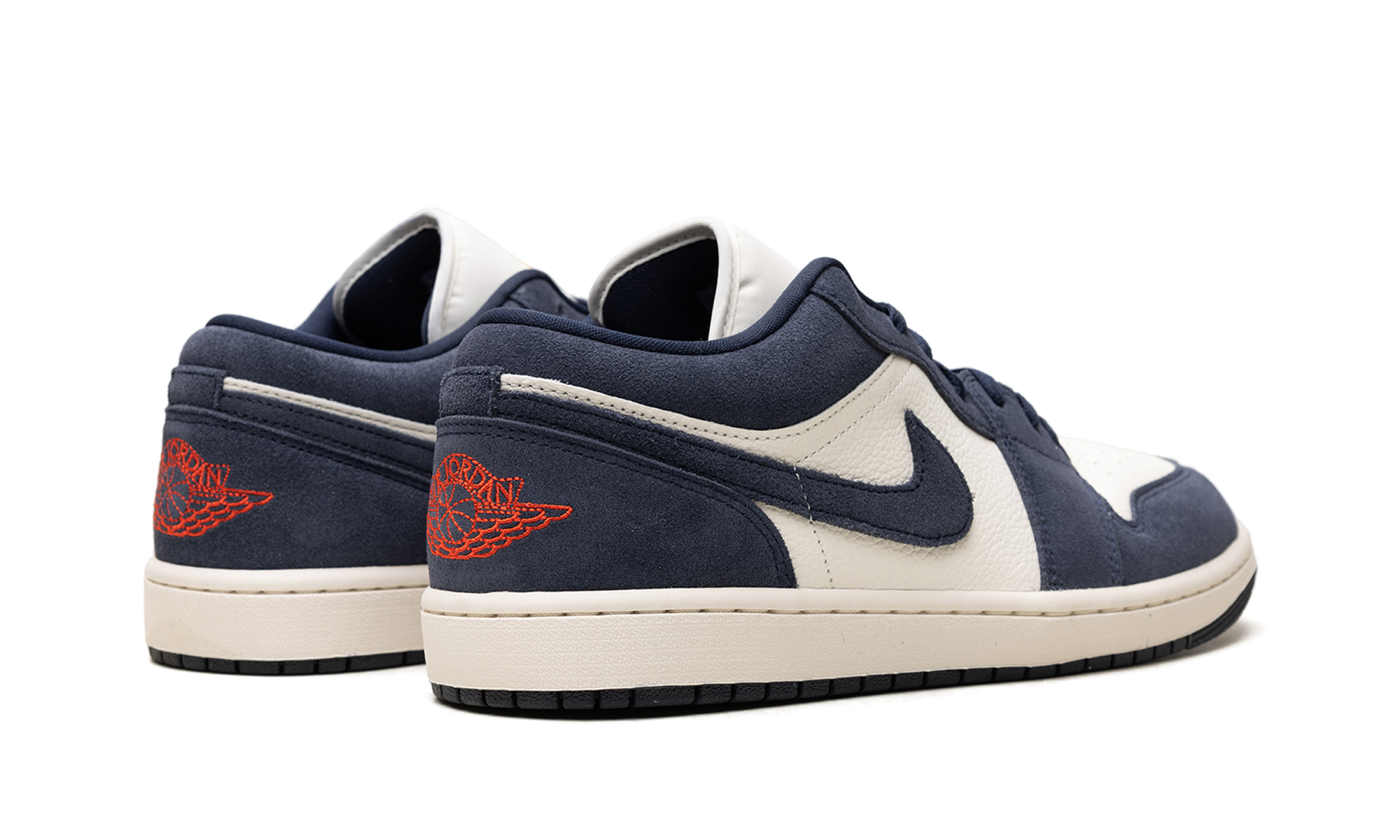 Jordan 1 Low SE "Obsidian Suede" IO7448 400
