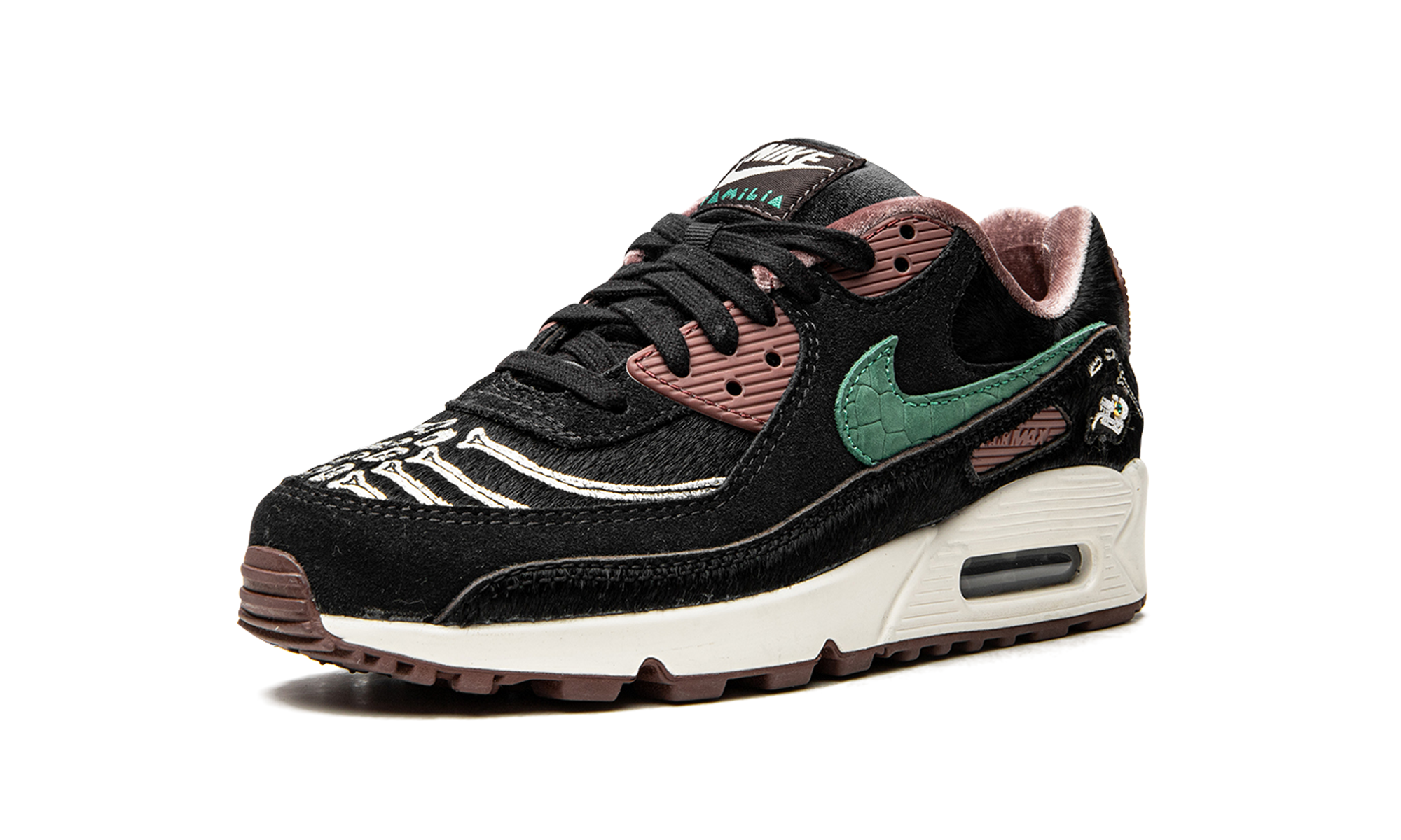 AIR MAX 90 SE WMNS "Siempre Familia" DO2154 010