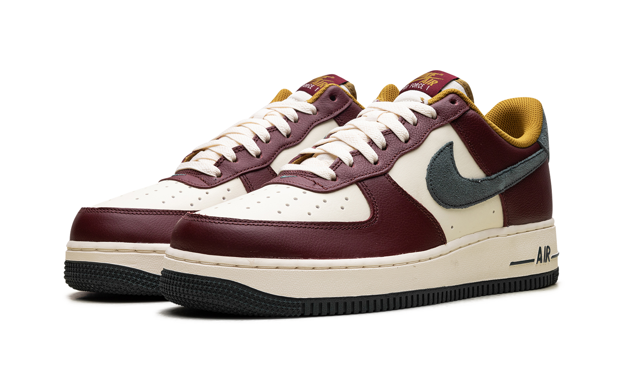 Air Force 1 "Dark Team Red Vintage Green" HQ3612 113