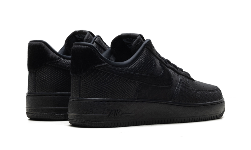 Air Force 1 '07 LX "3X Celebration Triple Black" HQ1977 001