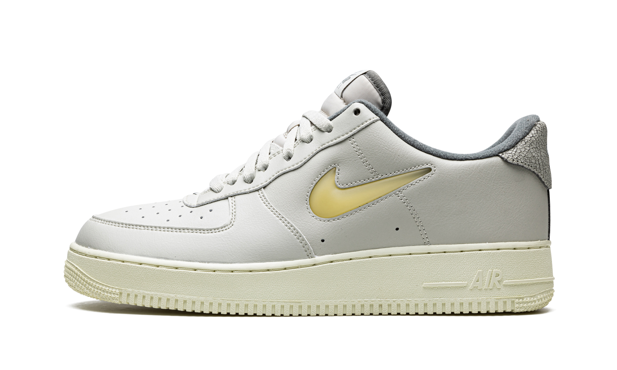 Air Force 1 '07 LX "Light Bone" DC8894 001