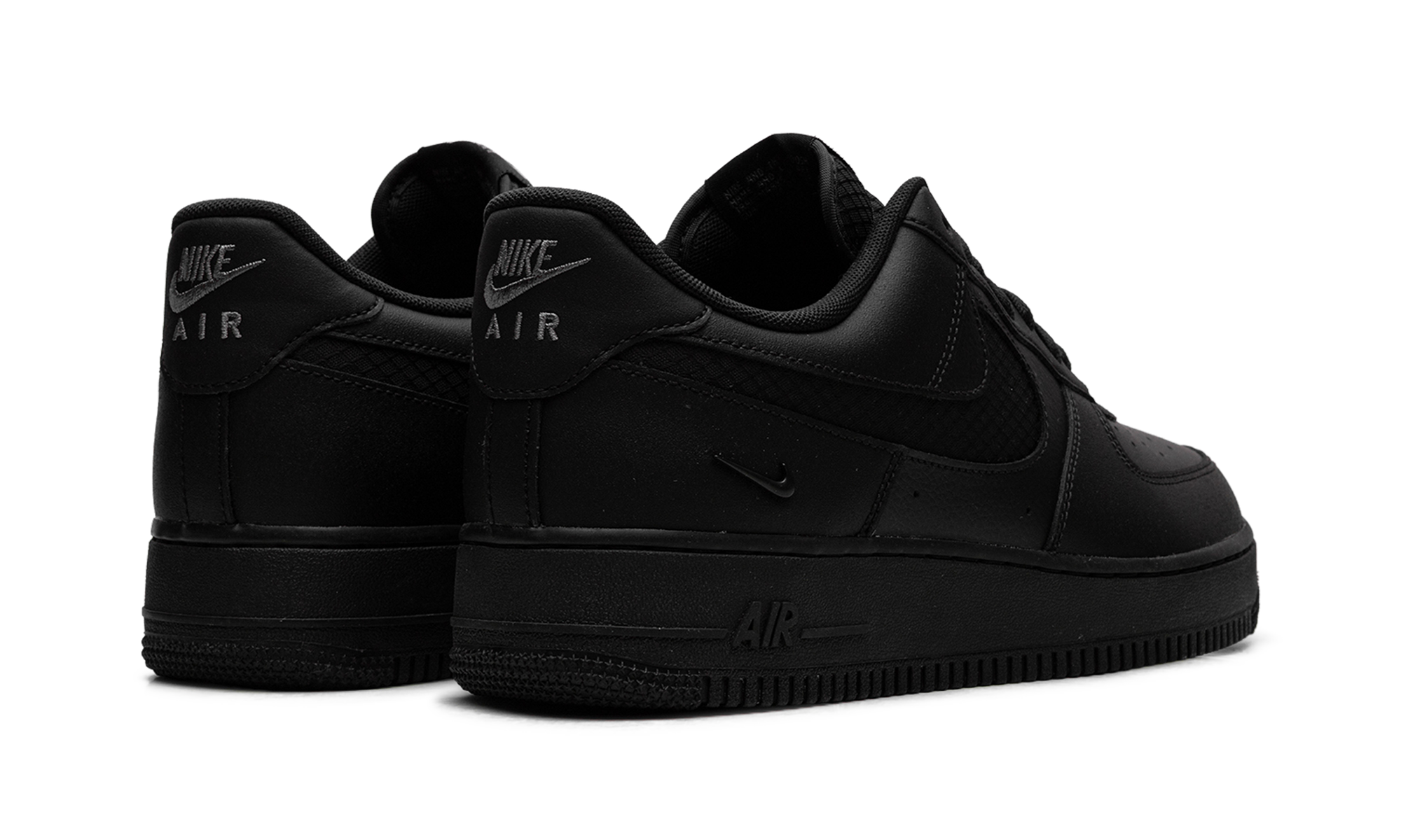 Air Force 1 '07 LV8 "Triple Black Ripstop" IH4452 001