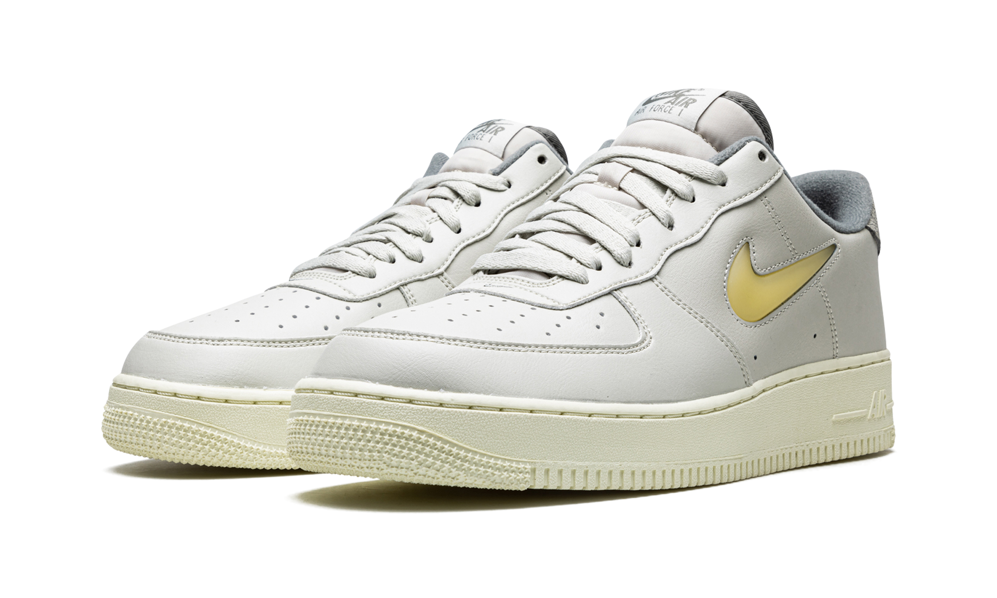 Air Force 1 '07 LX "Light Bone" DC8894 001