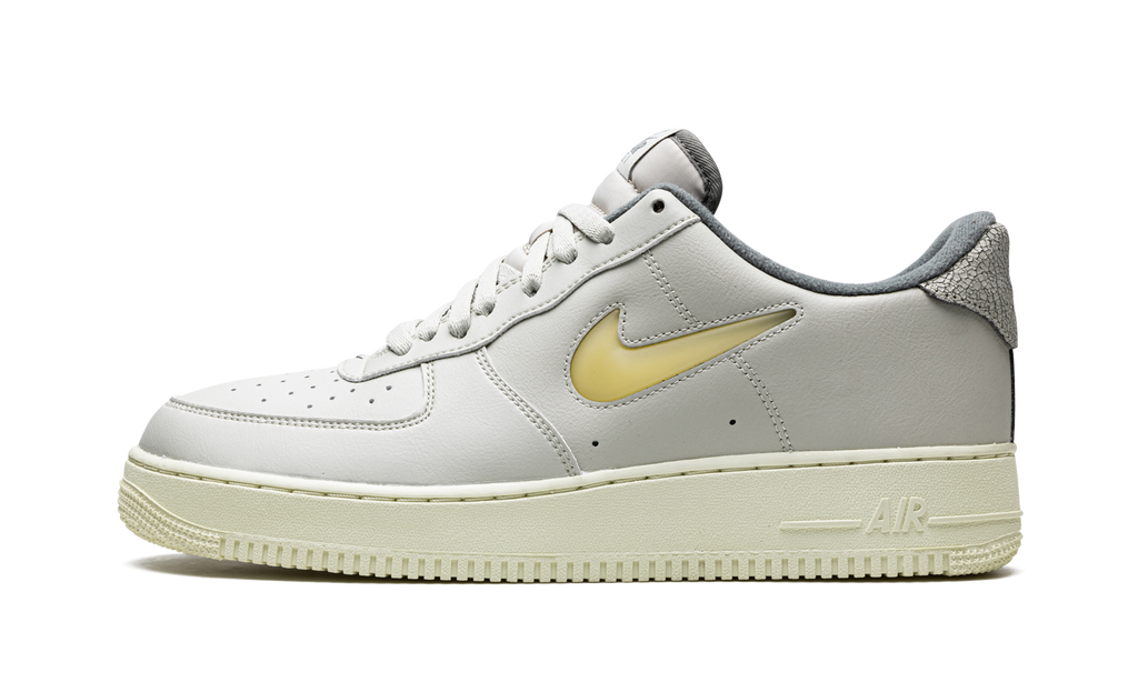 Air Force 1 '07 LX "Light Bone" DC8894 001