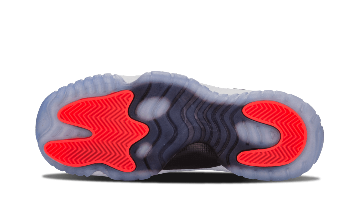 Air Jordan 11 Retro Low GS "Infrared" 528896 023