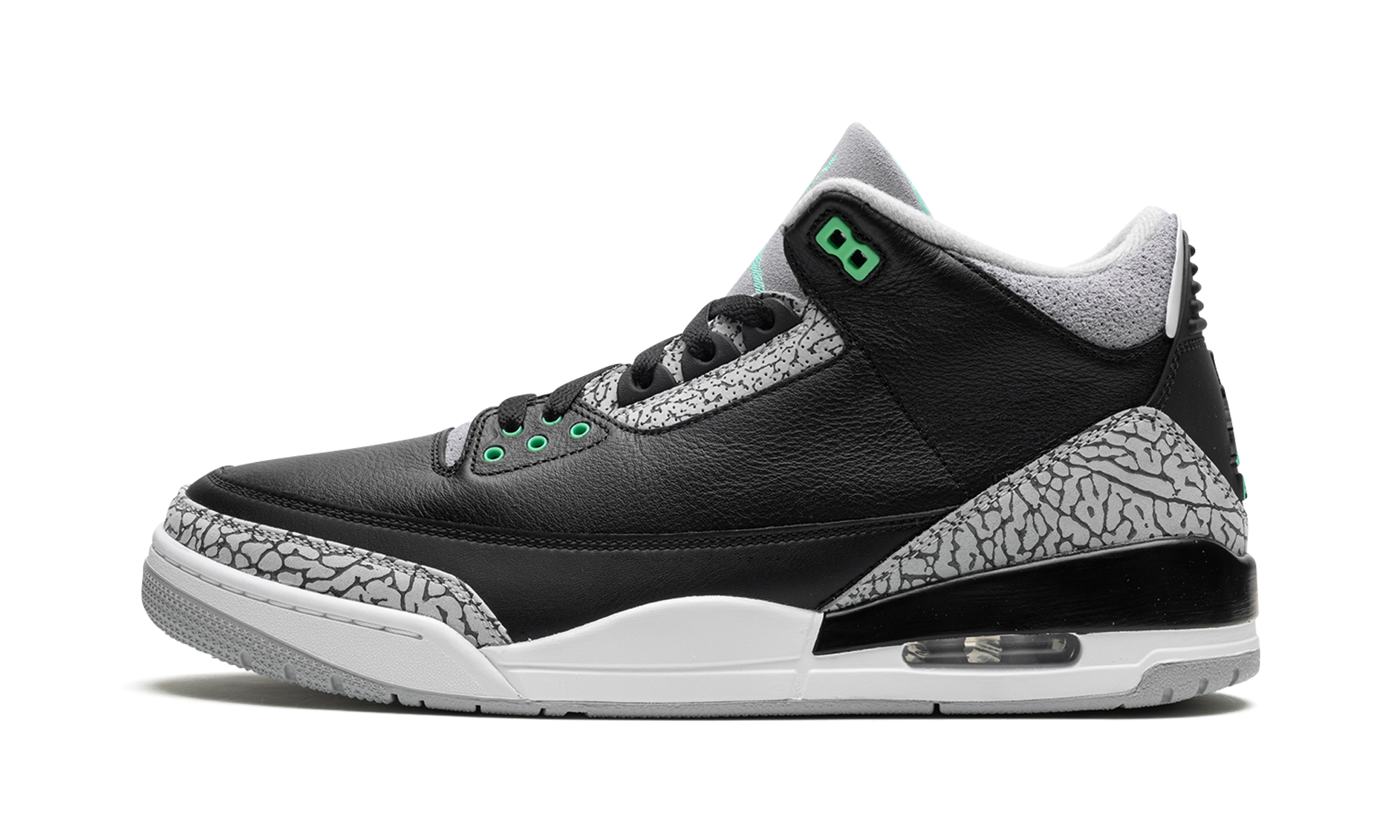 Air Jordan 3 Retro "Green Glow" CT8532 031