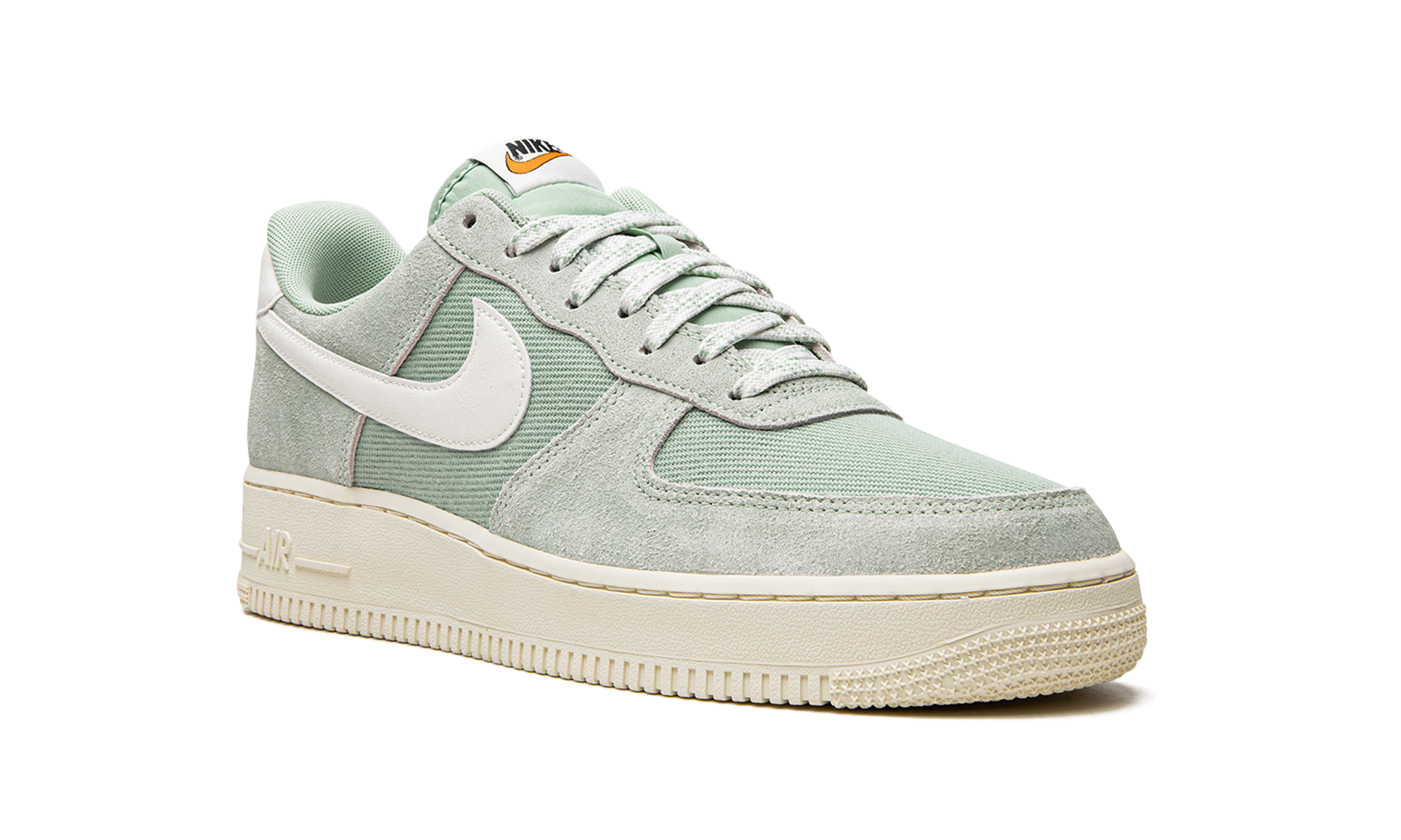 Air Force 1 "Certified Fresh" DO9801 300