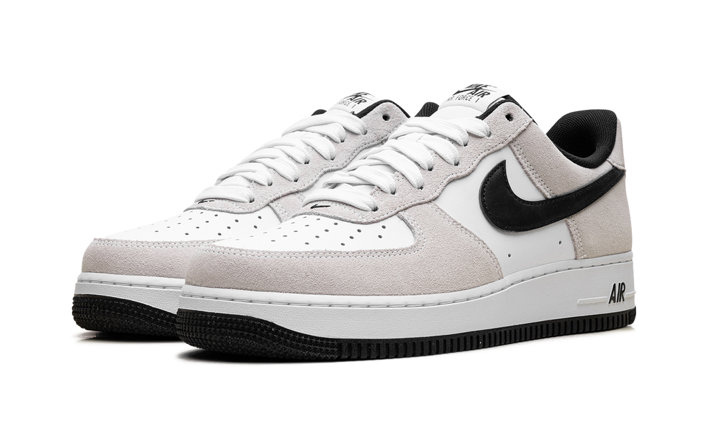 Air Force 1 Low '07 LV8 "White Black" IB6388 100