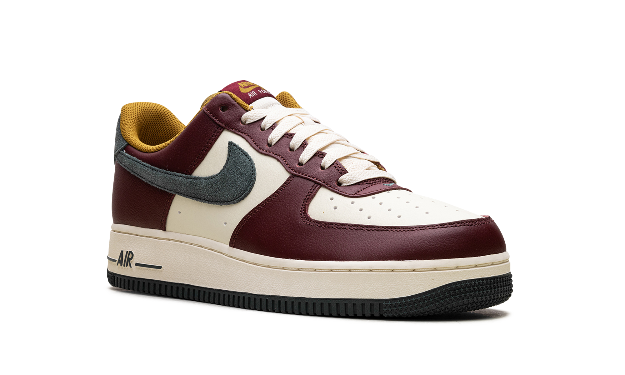 Air Force 1 "Dark Team Red Vintage Green" HQ3612 113
