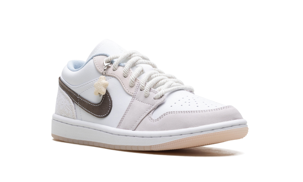 Jordan 1 Low WMNS "Coral" IB8859 101