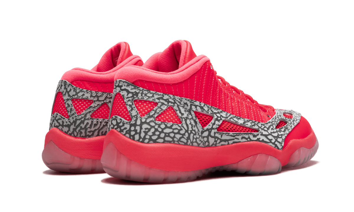 Air Jordan 11 Retro Low IE "Flash Crimson" 919712 600