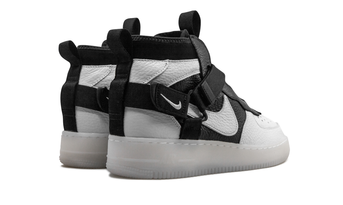 Air Force 1 Utility Mid "Orca" AQ9758 100