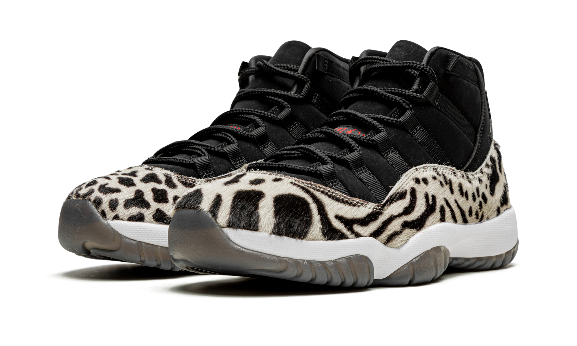 AIR JORDAN 11 WMNS "Animal Instinct" AR0715 010