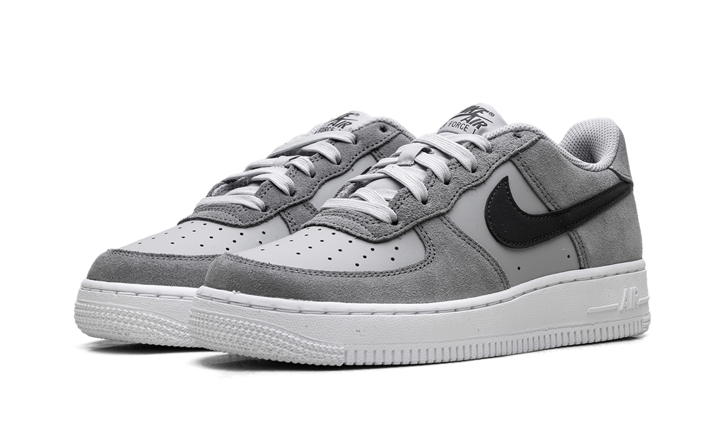 Air Force 1 GS "Smoke grey" IQ2743 001