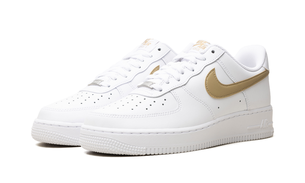 Air Force 1 '07 "White / Parachute Beige" FJ4146 124